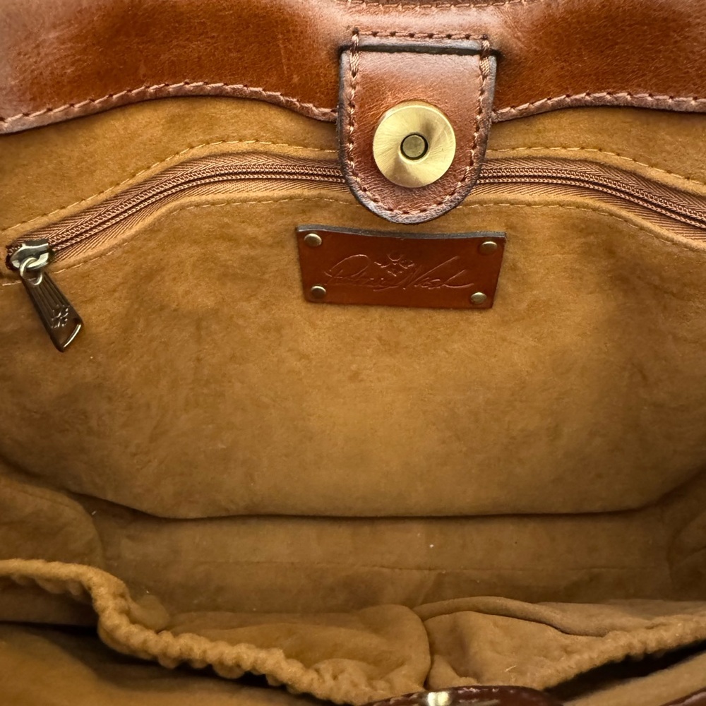 Patricia Nash Emmaline Leather Crossbody - Picture 4 of 6